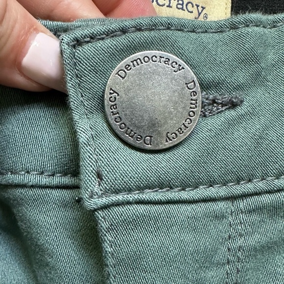 Democracy Ab Technology Ankle Skimmer - Picture 8 of 9